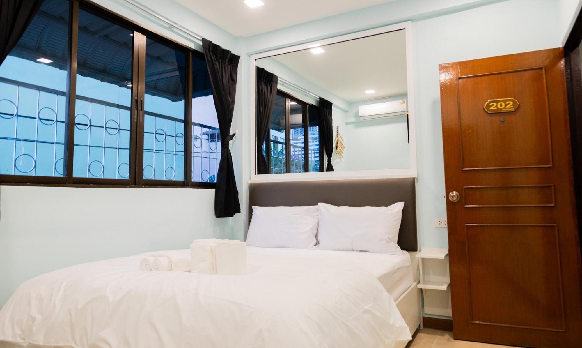 Cozy Stay Inn Bangkok Ngoại thất bức ảnh