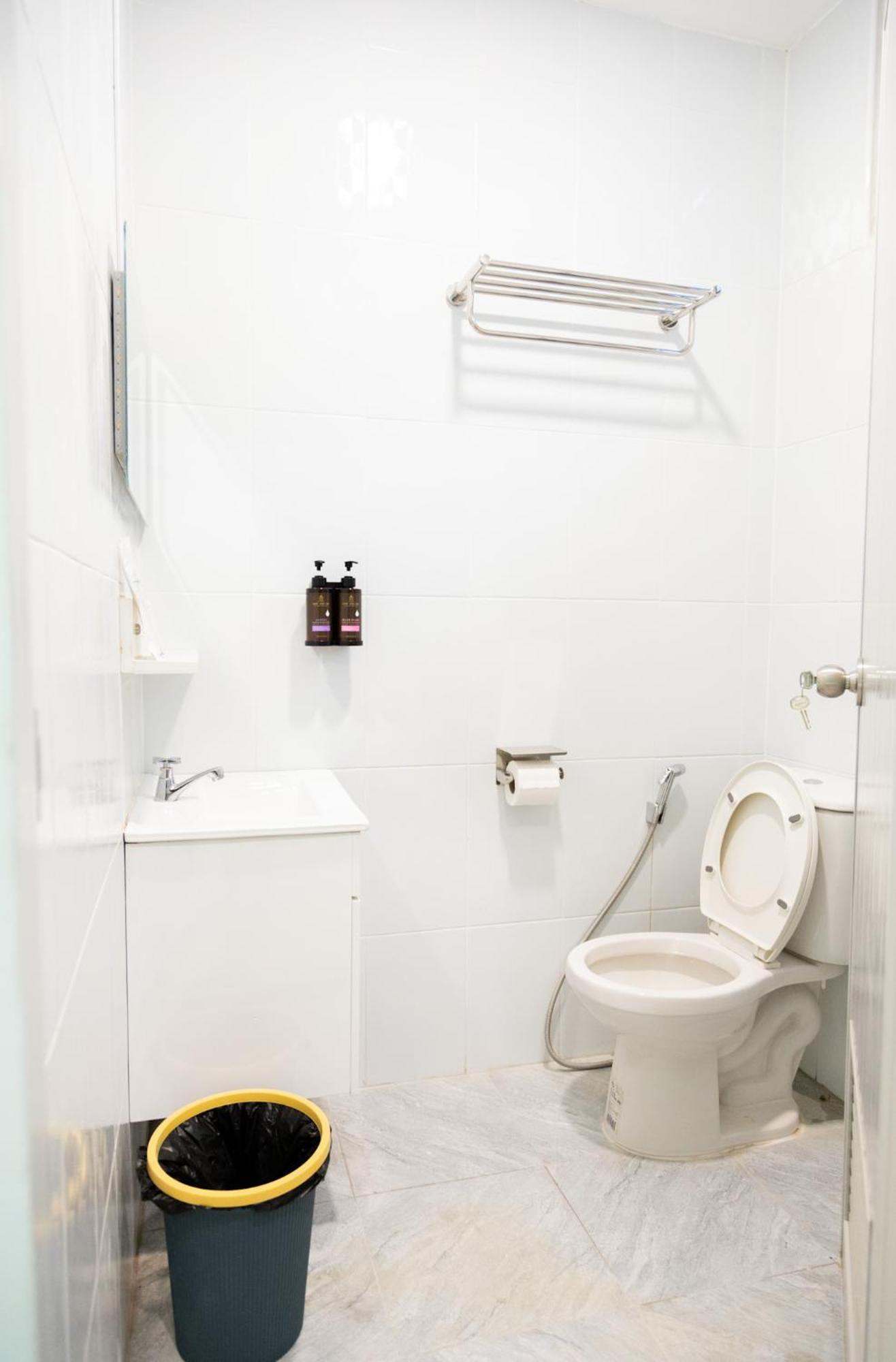 Cozy Stay Inn Bangkok Ngoại thất bức ảnh